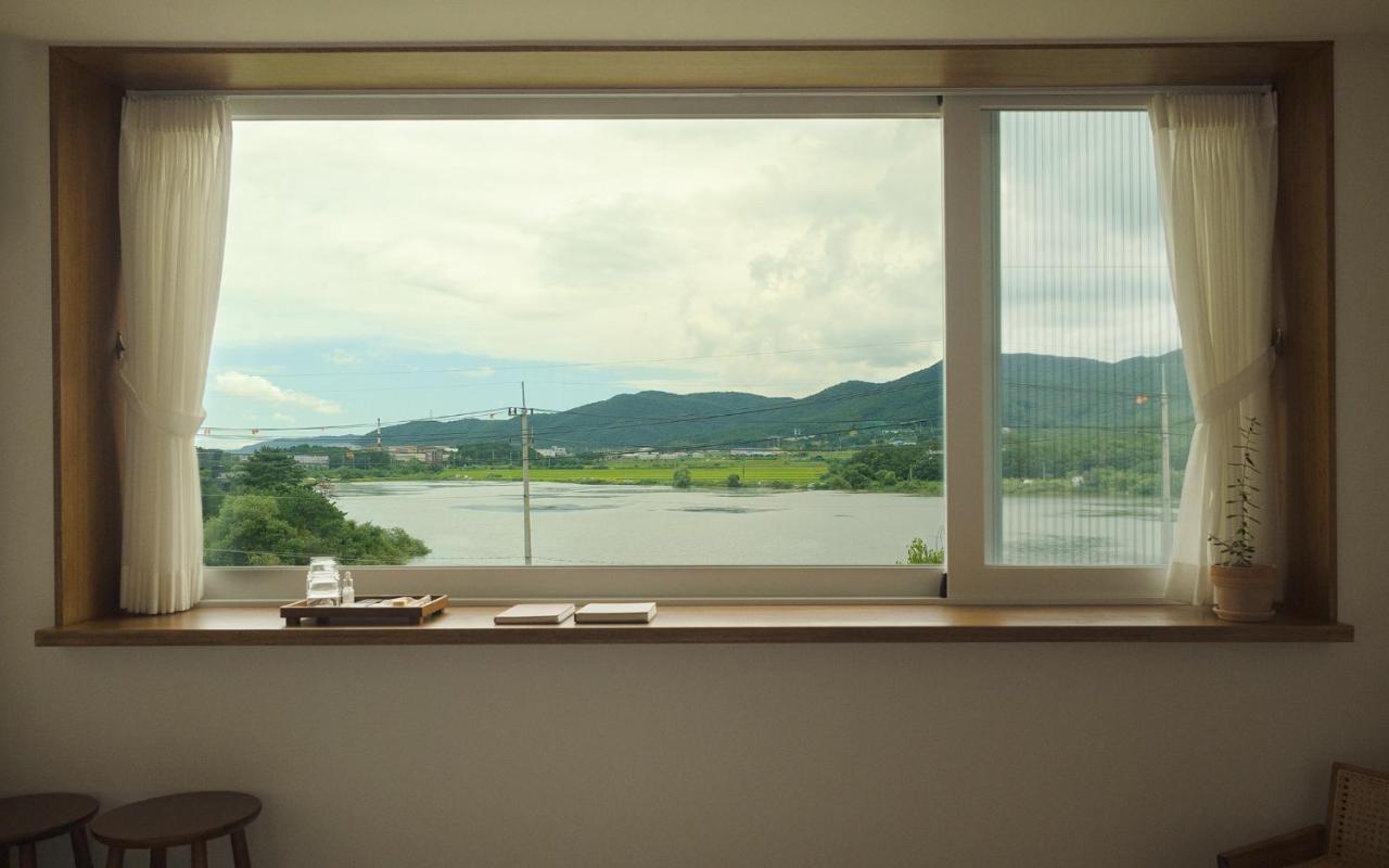 Uon Hotel Gyeongju Bagian luar foto